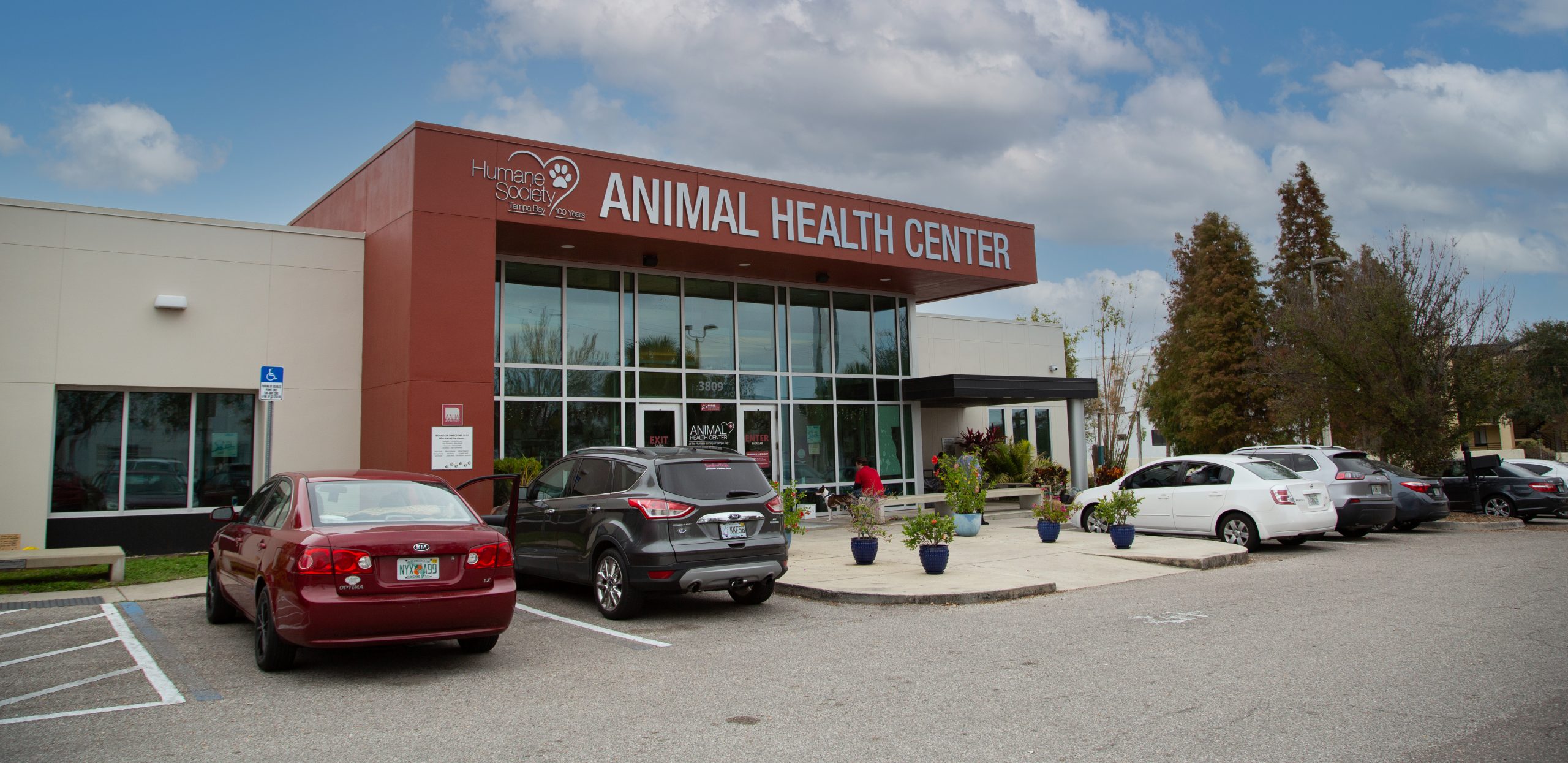 Animal Hospital - Humane Society of Tampa Bay